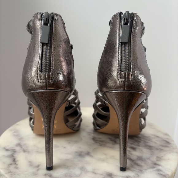 Mix No. 6 Danela Studded Metallic Strappy Heels Size 7M - Picture 4 of 15
